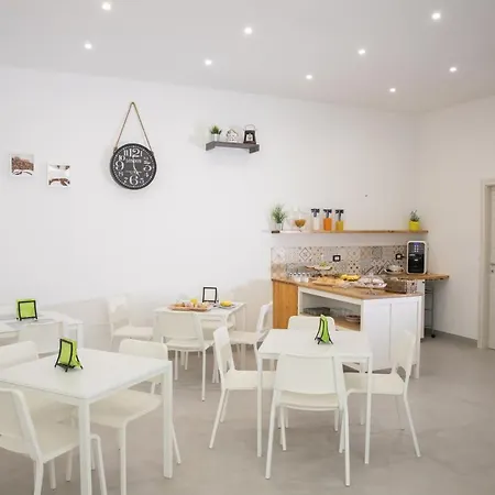 Bed & Breakfast Zio Luciano 3*