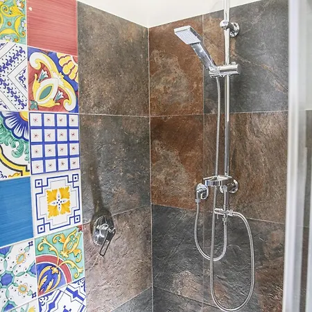 Bed & Breakfast Zio Luciano 3*