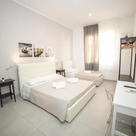 Zio Luciano Bed & Breakfast 3*