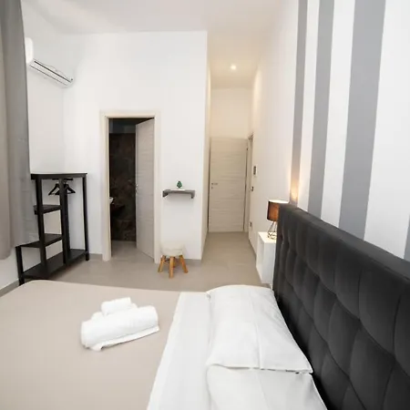 Zio Luciano Bed & Breakfast