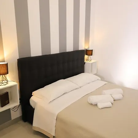 Zio Luciano Bed & Breakfast 3*